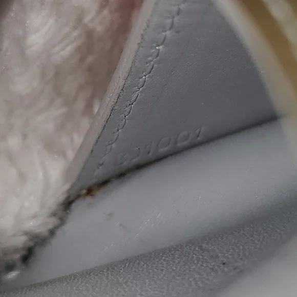 Louis Vuitton Vernis Compact Double Sided Wallet - Picture 14 of 14